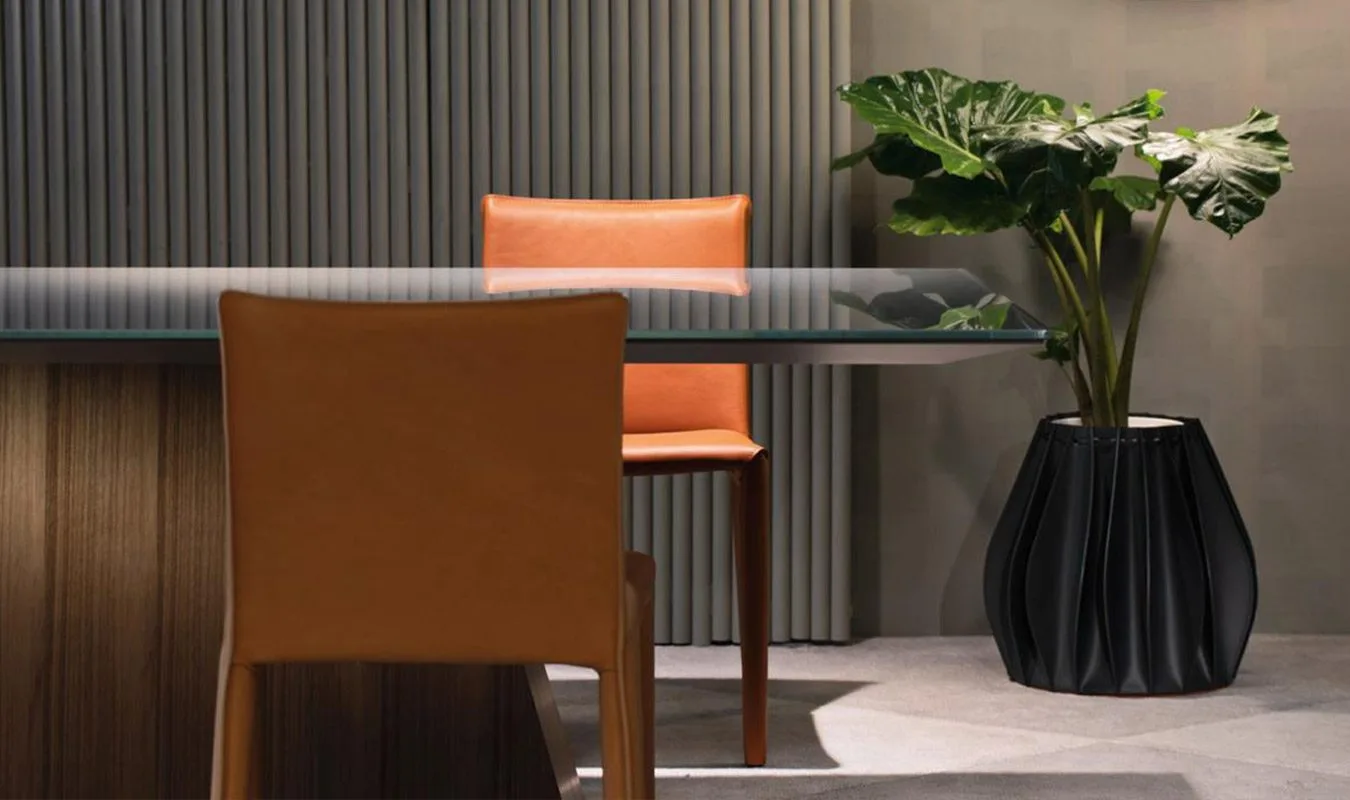 AIRNOVA - 0834-sedia-cuoio-airnova-arredamento-design-leather-furnishing.webp