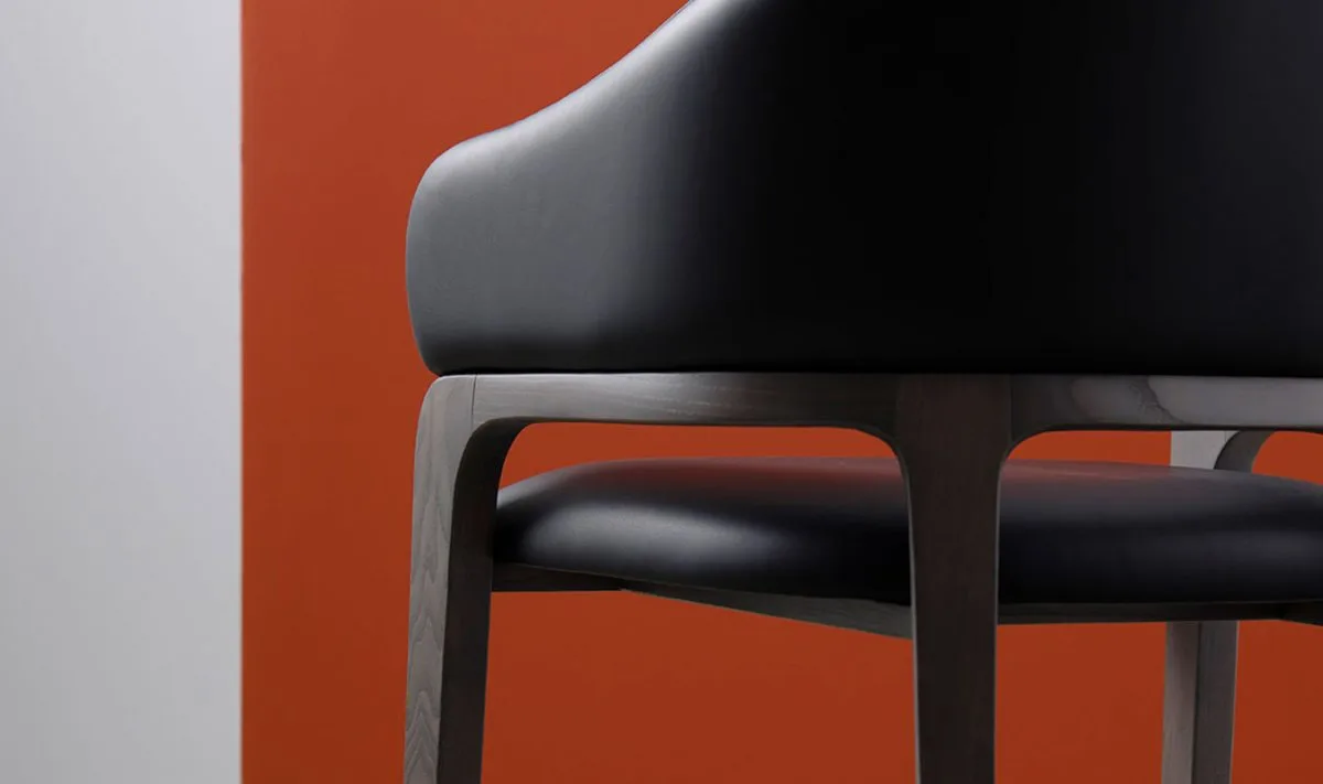 AIRNOVA - 1027-poltroncina-atlas-banner-1350x800-02-1-r6dfg8n1ff26bobqzis.webp