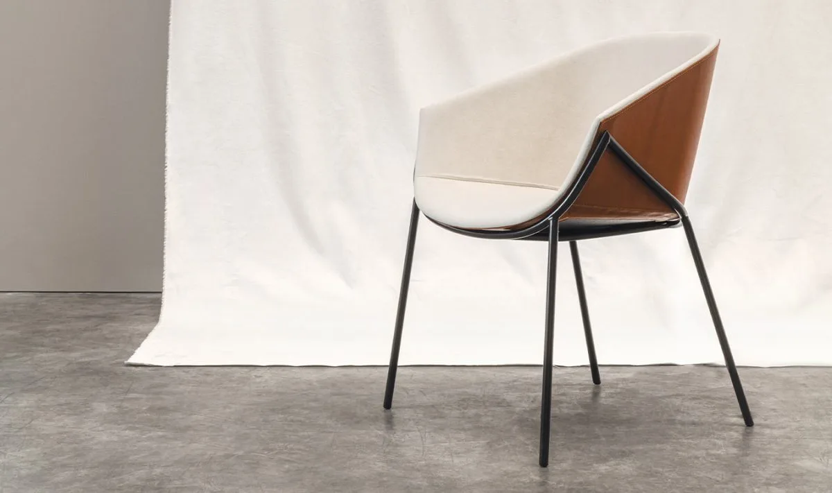AIRNOVA - 1041-poltroncina-calla-airnova-arredamento-design-leather-furni.webp